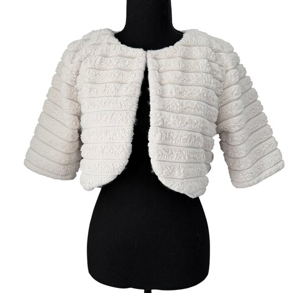 House of Harlow 1960 Jackets & Blazers - HOUSE of HARLOW White Ivory Faux Fur Cropped Jacket Small